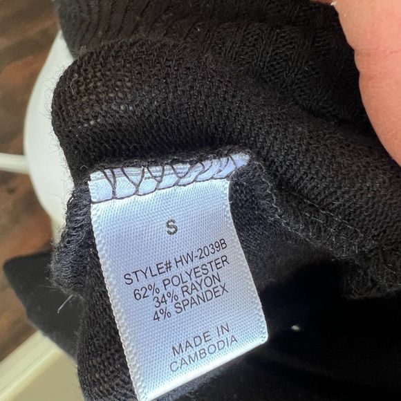 V neck button up cardigan - Picture 4 of 6